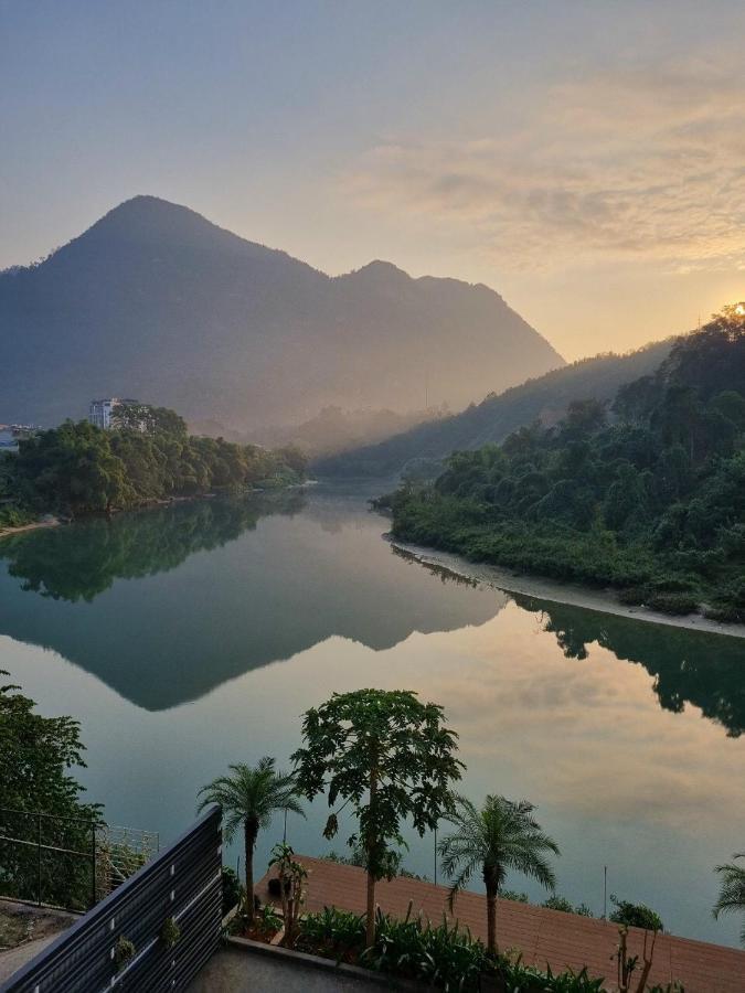 Silk River Hotel Ha Giang Buitenkant foto